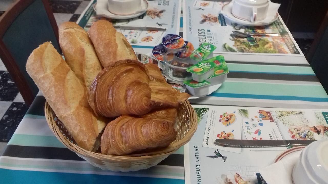 Hotel Le Bon Soleil Les Sables-dʼOlonne Zewnętrze zdjęcie